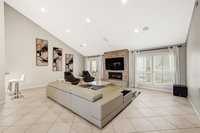 9147 Penn Manor Court, Houston, TX 77055