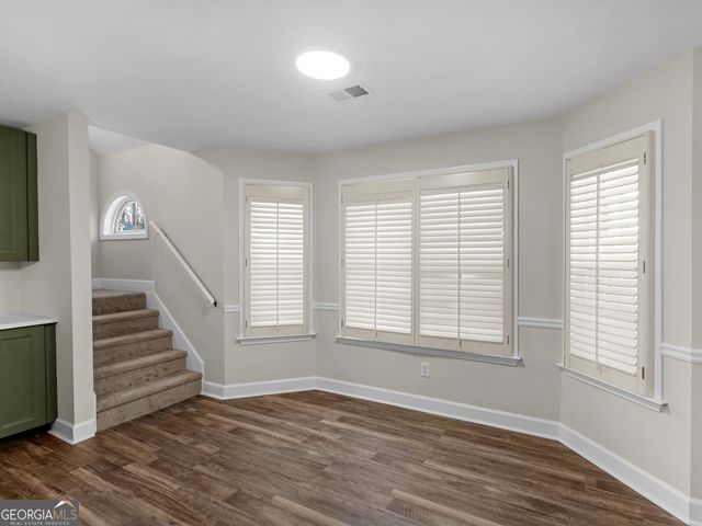 60 Elmwood Drive, Sharpsburg, GA 30277