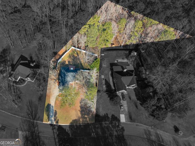 60 Elmwood Drive, Sharpsburg, GA 30277