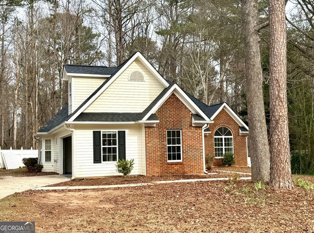 60 Elmwood Drive, Sharpsburg, GA 30277