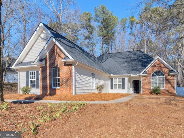 60 Elmwood Drive, Sharpsburg, GA 30277