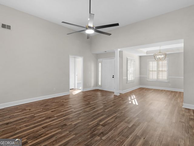 60 Elmwood Drive, Sharpsburg, GA 30277