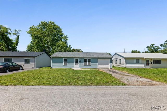 47 Saint Henry Drive, Cahokia, IL 62206