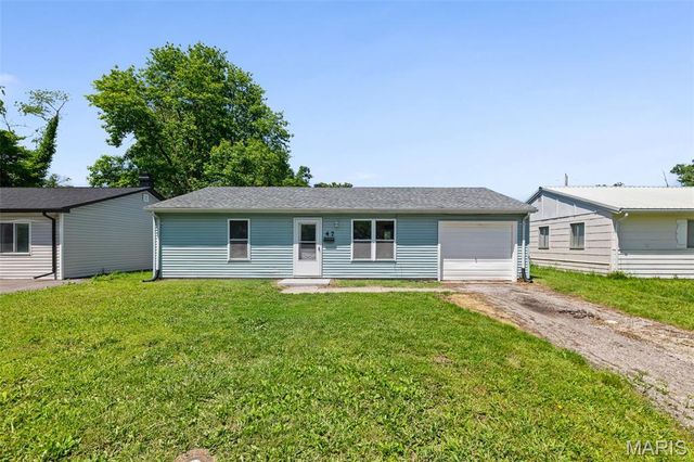 47 Saint Henry Drive, Cahokia, IL 62206