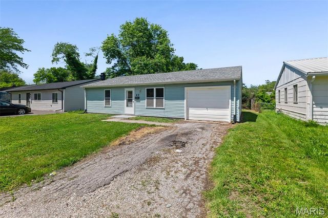 47 Saint Henry Drive, Cahokia, IL 62206