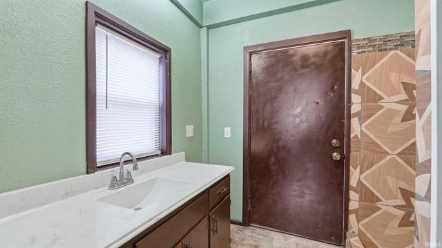 3502 Oliver Street, Fort Wayne, IN 46806