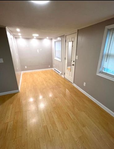 3011 Lincoln Avenue, St. Joseph, MI 49085