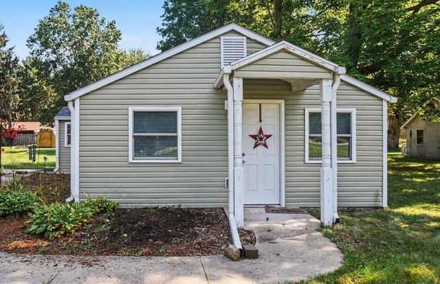 3011 Lincoln Avenue, St. Joseph, MI 49085