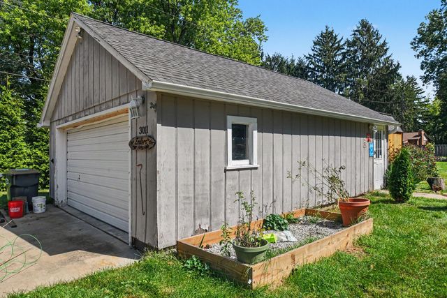 3011 Lincoln Avenue, St. Joseph, MI 49085