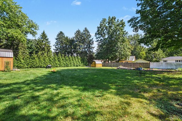 3011 Lincoln Avenue, St. Joseph, MI 49085