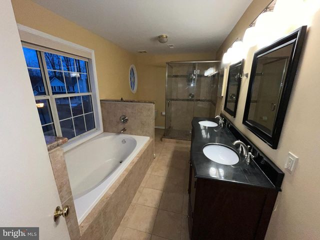 16 TABER CT, Stafford, VA 22556