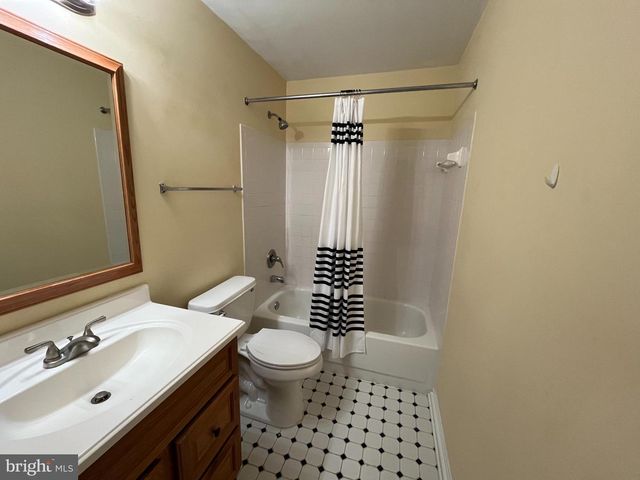 16 TABER CT, Stafford, VA 22556