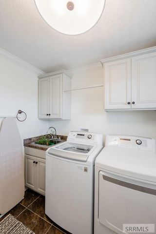 1241 E Lazy Lane, Idaho Falls, ID 83404