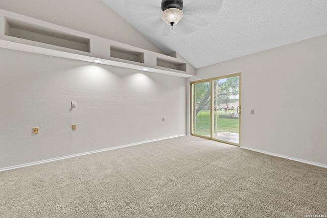 3757 HUNTERS GLN, Schertz, TX 78108