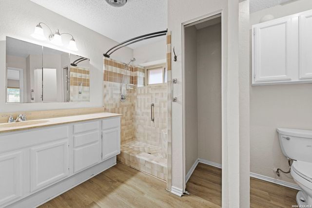 3757 HUNTERS GLN, Schertz, TX 78108