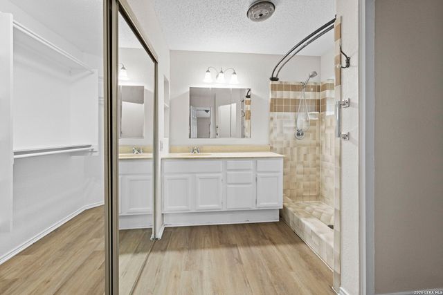 3757 HUNTERS GLN, Schertz, TX 78108