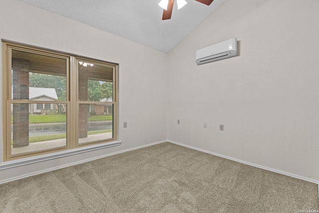 3757 HUNTERS GLN, Schertz, TX 78108