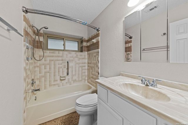 3757 HUNTERS GLN, Schertz, TX 78108