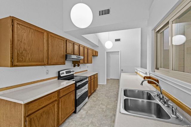 3757 HUNTERS GLN, Schertz, TX 78108