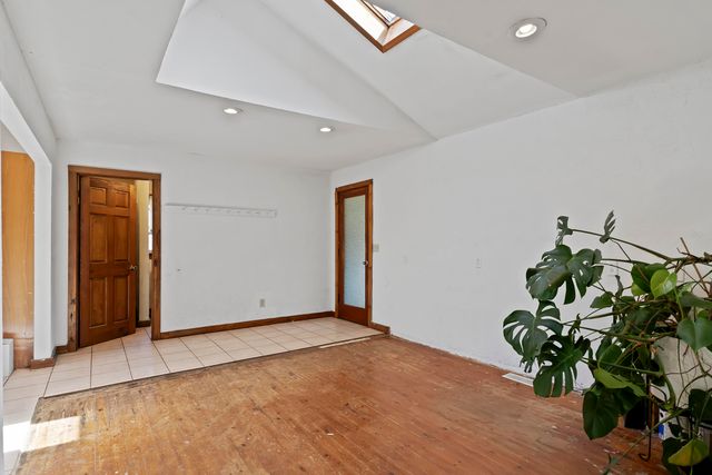 5098 S Farm Road 115, Brookline, MO 65619