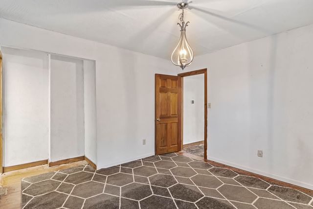 5098 S Farm Road 115, Brookline, MO 65619