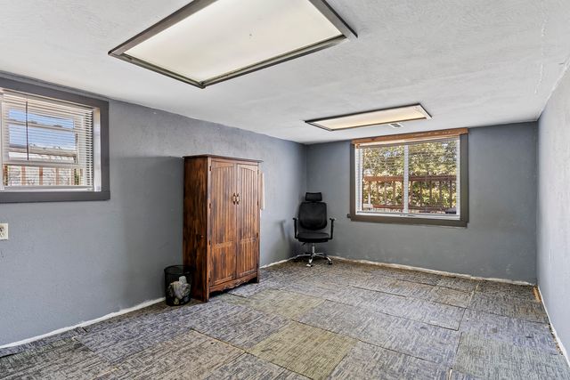 5098 S Farm Road 115, Brookline, MO 65619