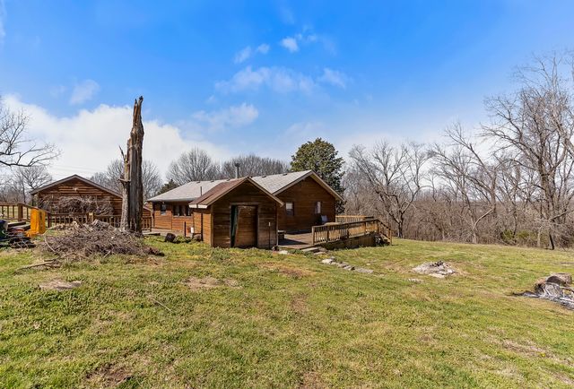 5098 S Farm Road 115, Brookline, MO 65619