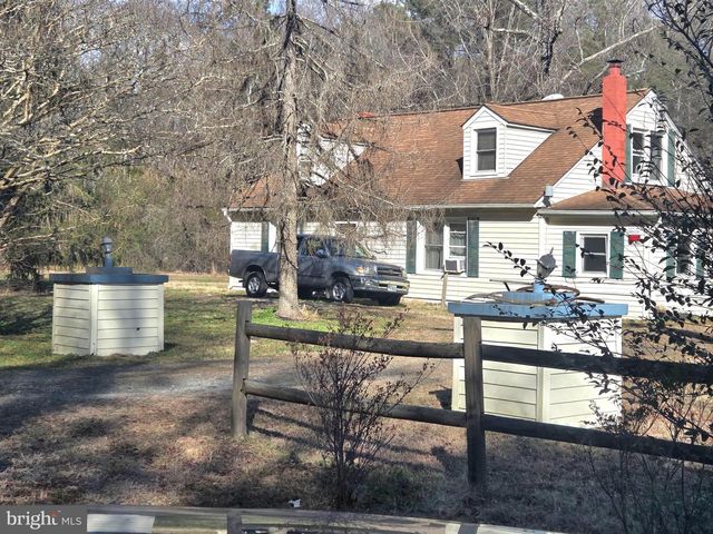 1398 STONEY KNL, Colonial Beach, VA 22443