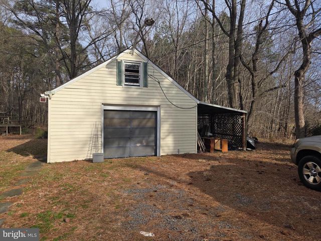 1398 STONEY KNL, Colonial Beach, VA 22443