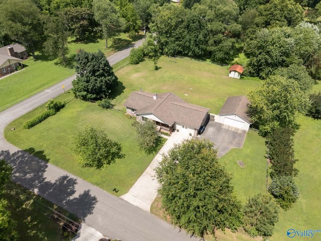 151 Sutton Drive, Hazel Green, AL 35750