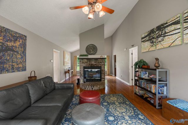 151 Sutton Drive, Hazel Green, AL 35750
