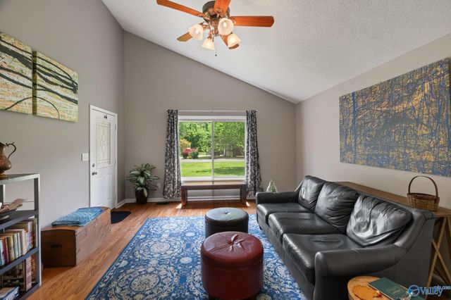 151 Sutton Drive, Hazel Green, AL 35750