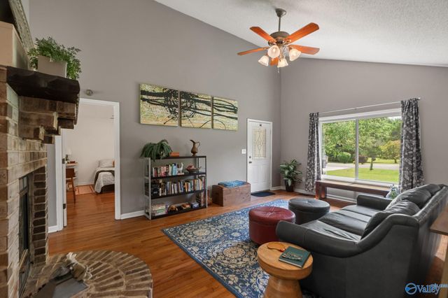 151 Sutton Drive, Hazel Green, AL 35750