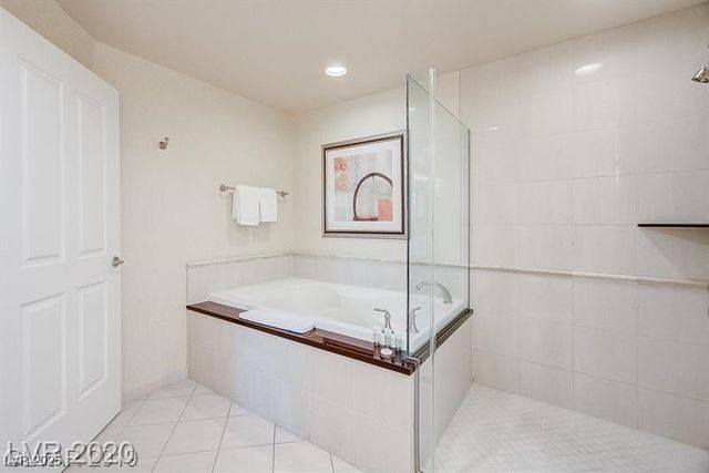 135 East Harmon Avenue 1703, Las Vegas, NV 89109