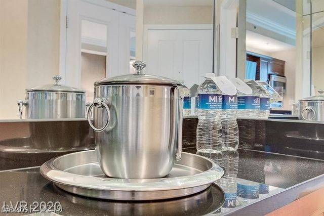 135 East Harmon Avenue 1703, Las Vegas, NV 89109