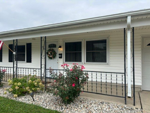 138 McCraw Drive, Englewood, OH 45322