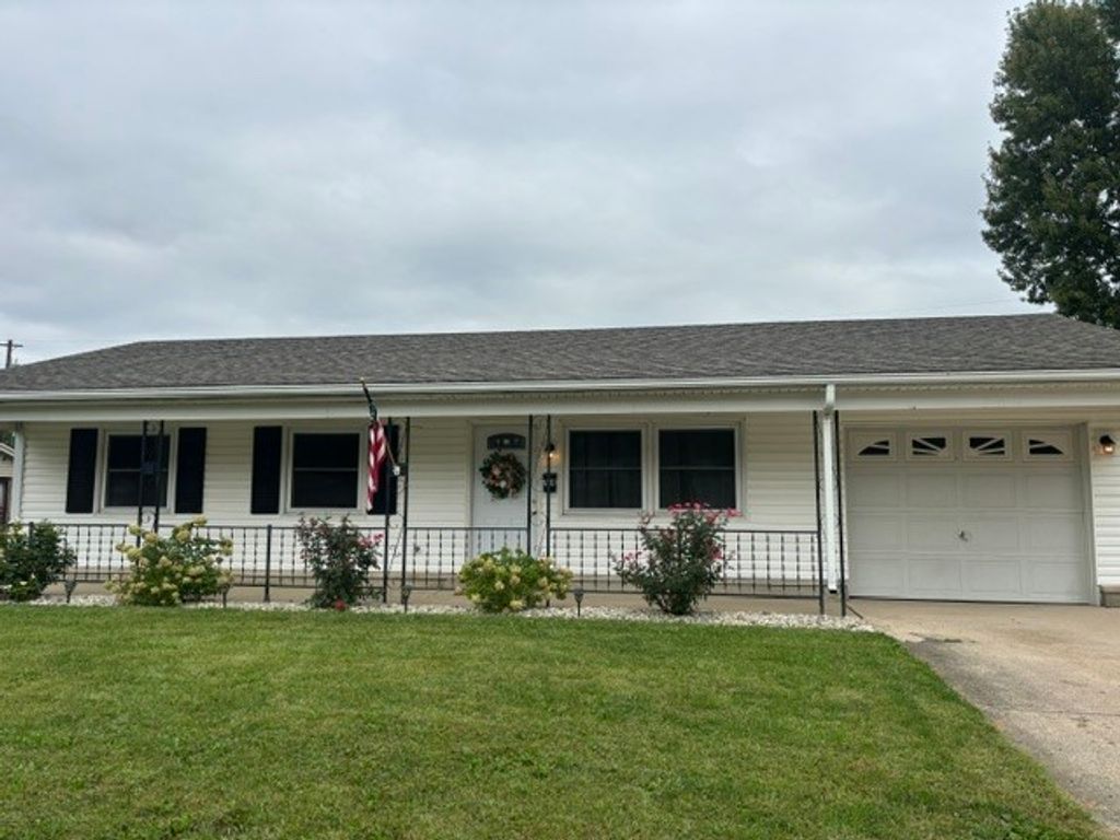 138 McCraw Drive, Englewood, OH 45322