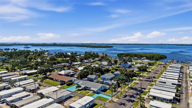 4515-4517 103RD STREET COURT W, Bradenton, FL 34210