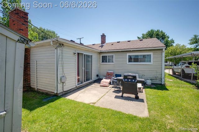15251 Wildwood Street, Roseville, MI 48066
