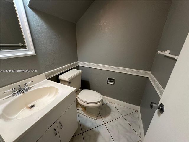 8005 Lagos De Campo Blvd L-4, Tamarac, FL 33321