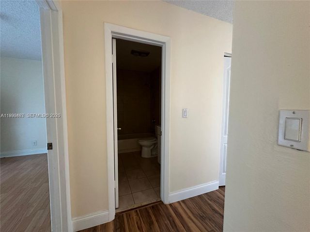 8005 Lagos De Campo Blvd L-4, Tamarac, FL 33321