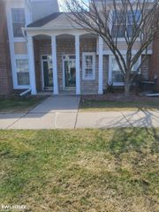 56429 Sw Scotland Boulevard, Shelby Twp, MI 48316