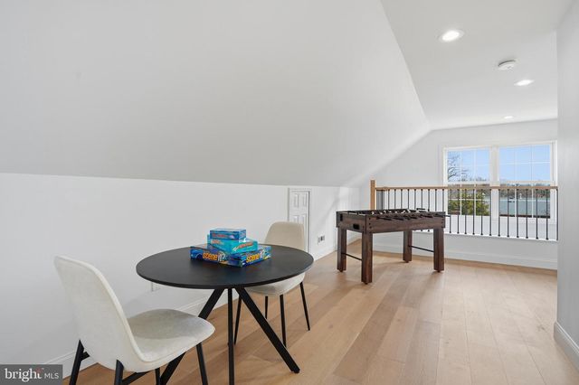 6231 YELLOWSTONE DR, Alexandria, VA 22312