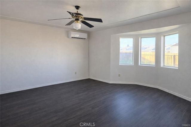 9637 Glade, California City, CA 93505