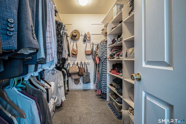 8 Farmview Drive, New Milford, CT 06776