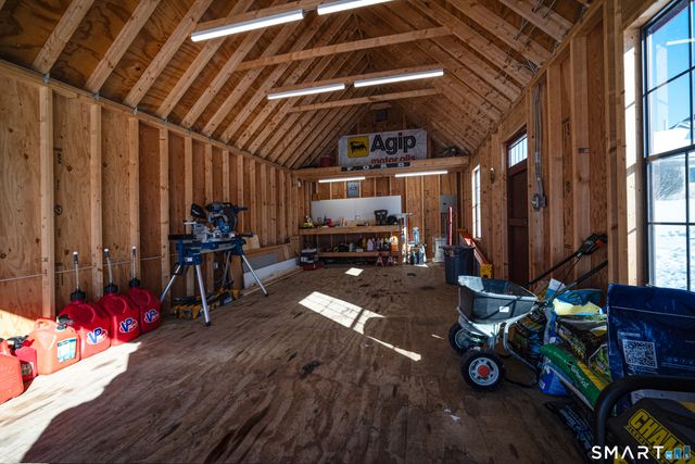 8 Farmview Drive, New Milford, CT 06776