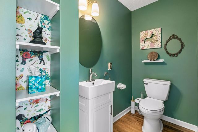 912 Woody Lane NW, Coon Rapids, MN 55448