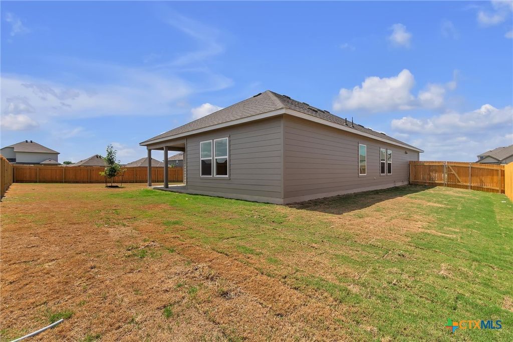 Image 35 of property listing at 623 Waylon Circle, Killeen, TX 76542