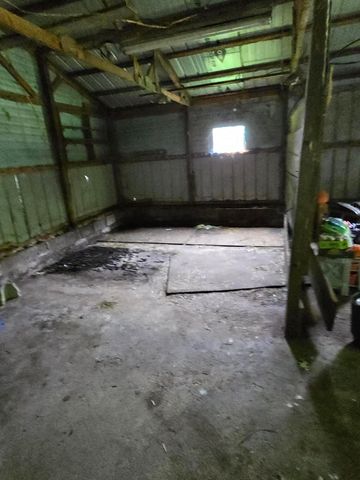 1698 Dry Creek Road, Topmost, KY 41862