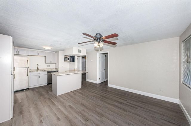 705 3RD AVENUE NE C, Largo, FL 33770